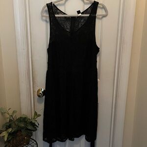 Torrid black lace dress size 18. Zips in the back! Plus size
